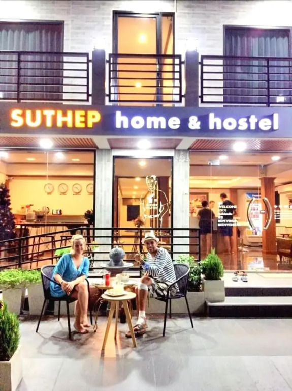 Suthep Home & Hostel