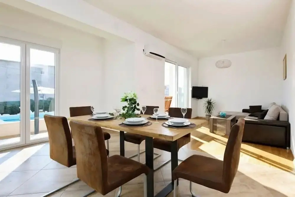 Villa Kiki