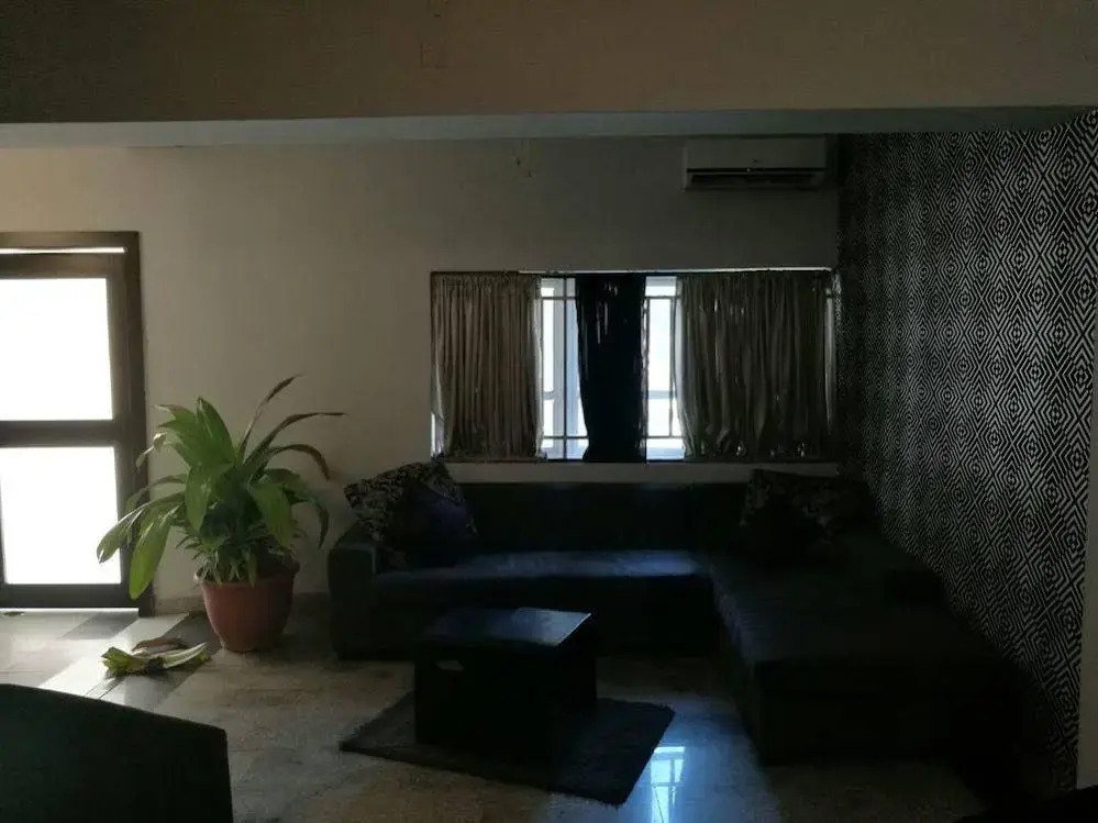Villa Nuee Hotel & Suites Utako, Abuja