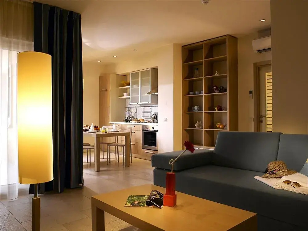 B2 Apartment Novi Spa