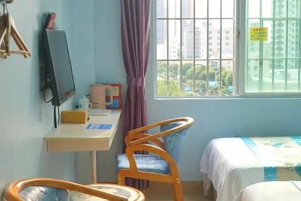 Juyuan Business Hostel