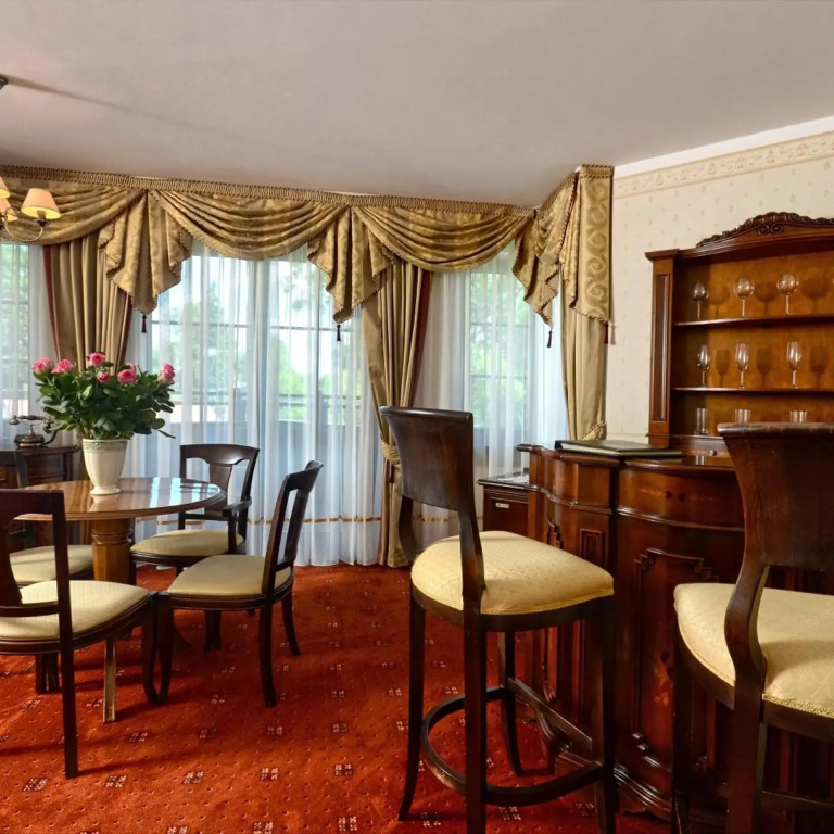 Hotel Zubrówka Bialowieza