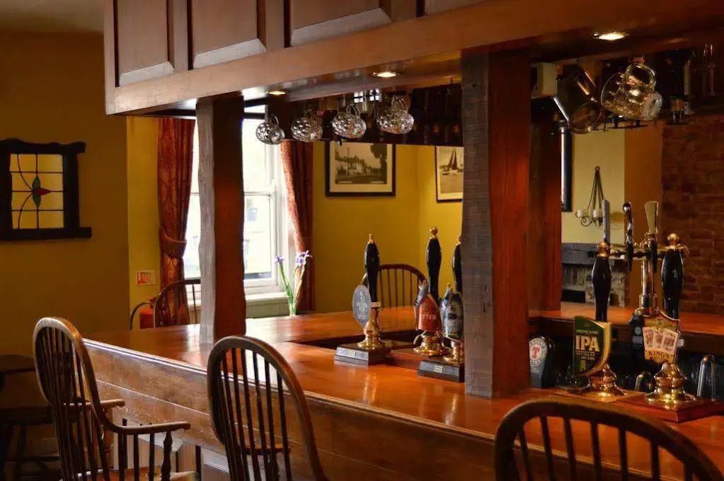 The Crown Inn Hotel