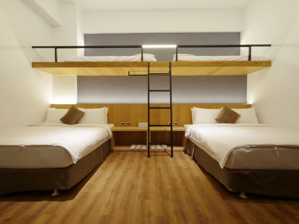 Green Hotel