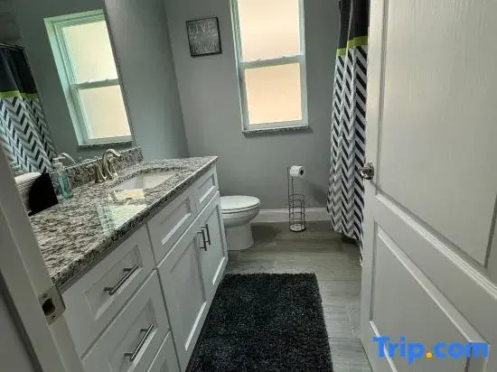 Spectacular NEW Home With Lots of parking Exit 284
