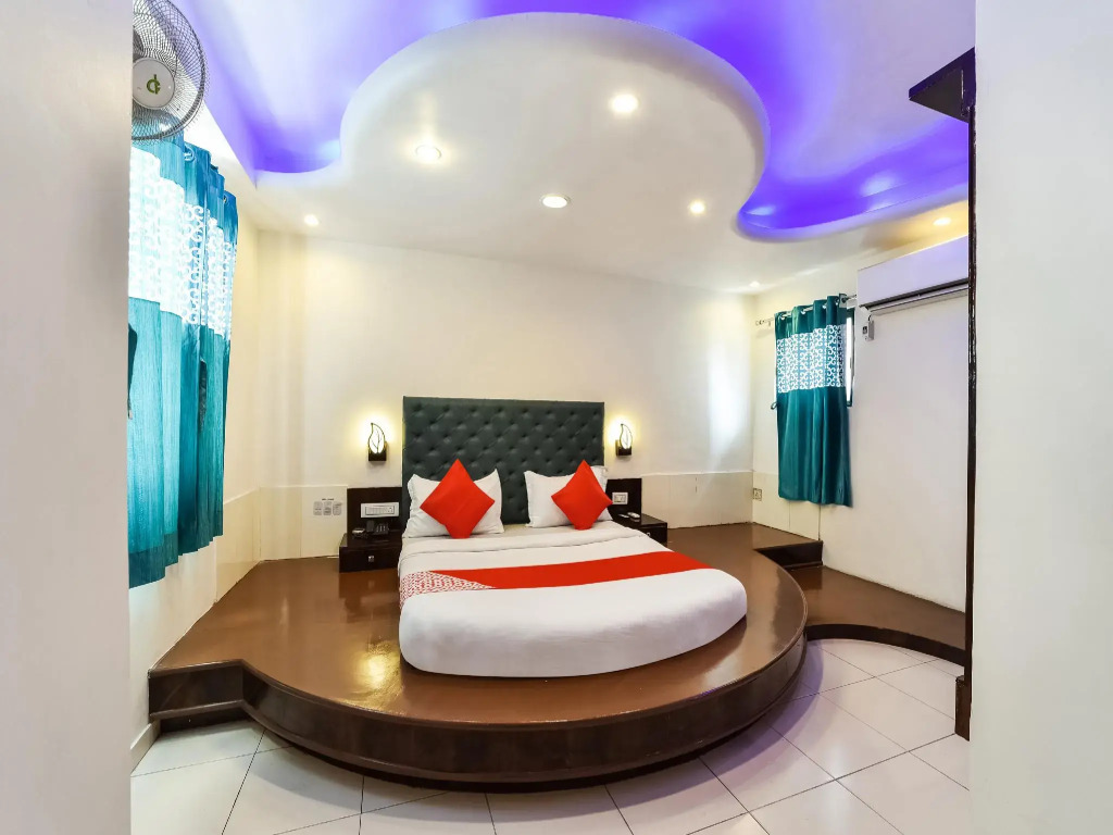 Collection O 11650 HOTEL GRAND APPLE
