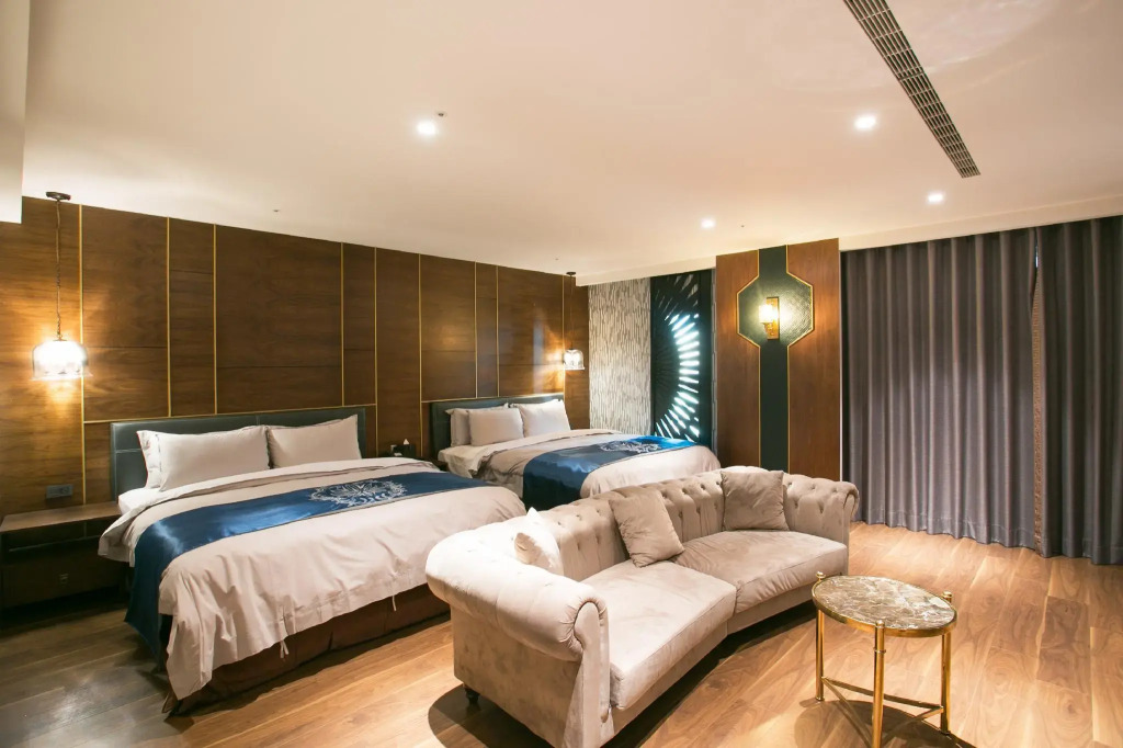 Saint Art Hotel