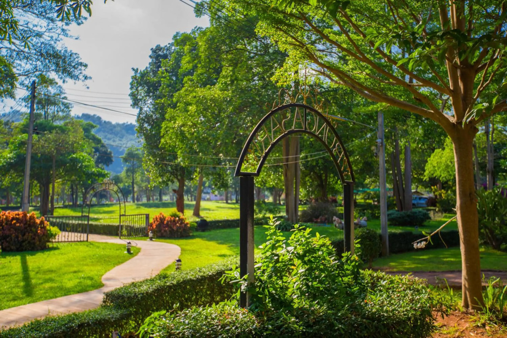 Phuphet Resort