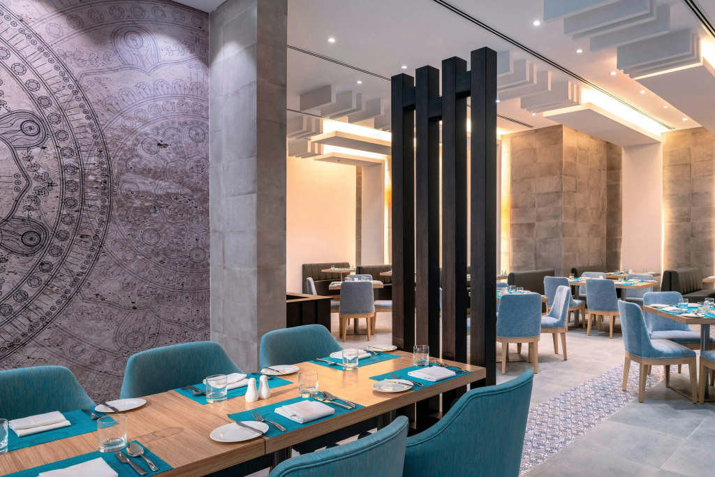 Отель Four Points by Sheraton Sharjah