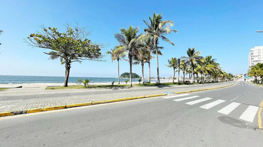 Maravilhoso Sobrado com Vista para o Mar
