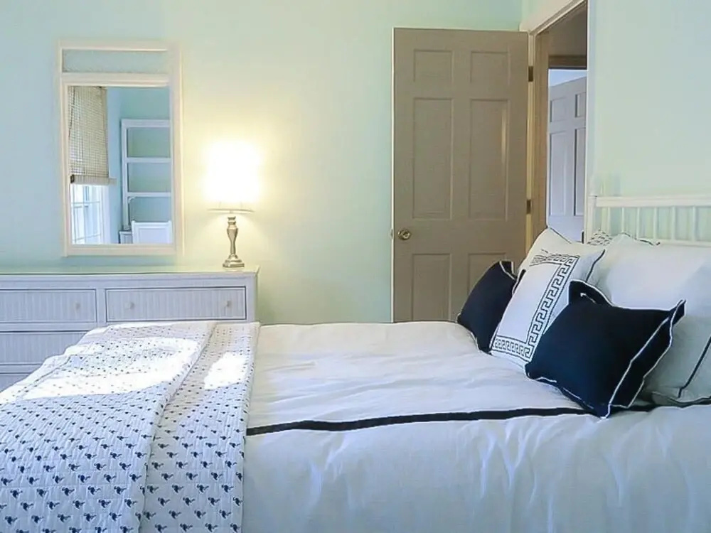 16 Riverview Drive - Three Bedroom Home