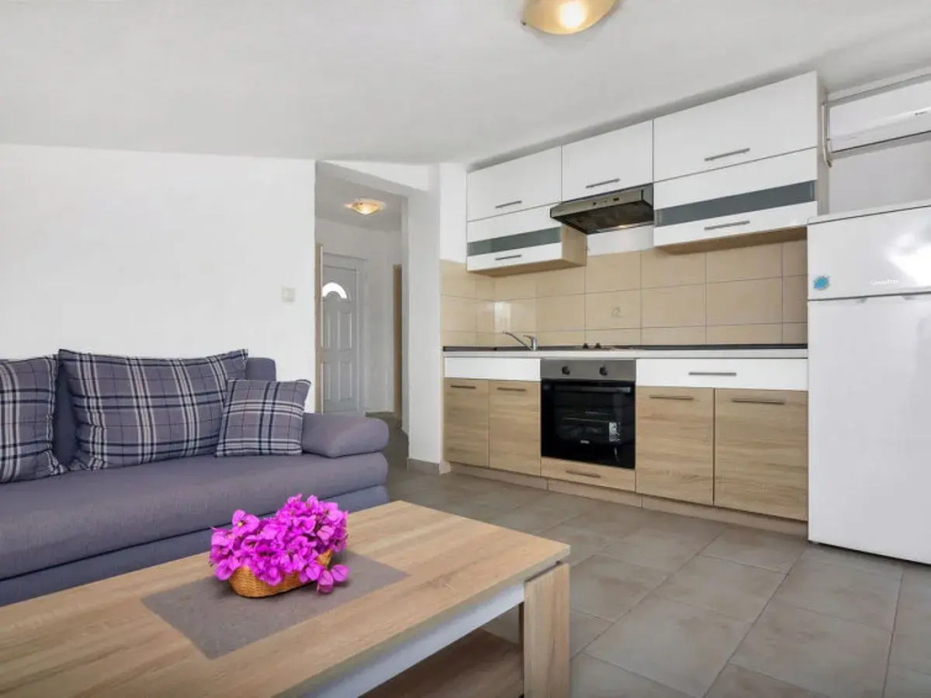 Apartment Cico Hvar/Pokrivenik 25302