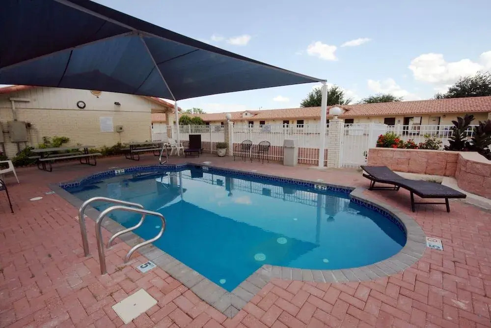 Edinburg Executive Inn