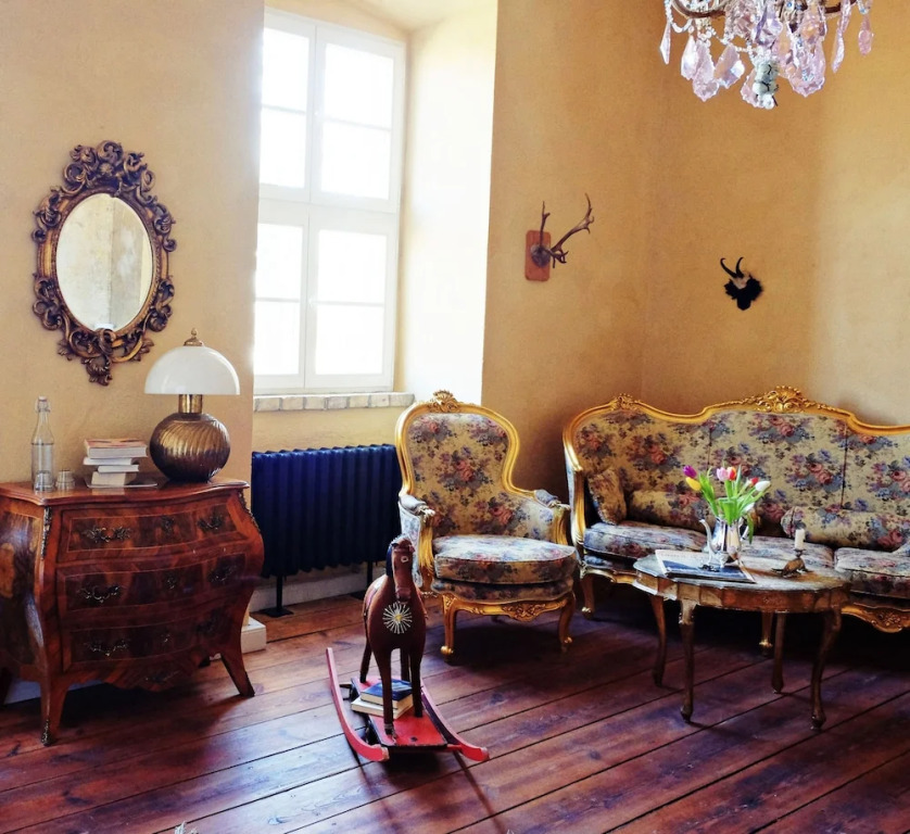 Event- Kultur & B&B Kunst Schloss Neuenhagen Übernachten im Denkmal