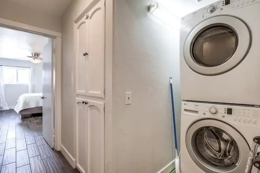 Bay Style 1 - 2 Br Condo