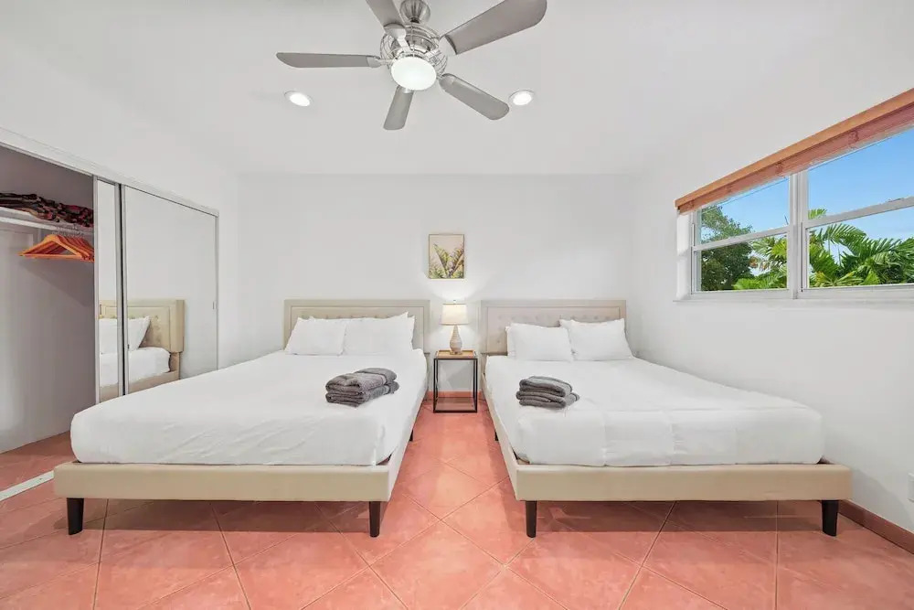 Luxe 2BR Escape Fort Lauderdale