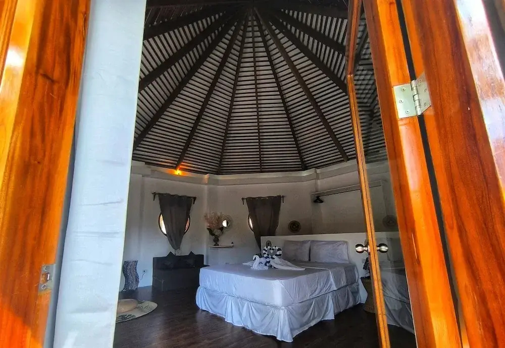 U Story Resort