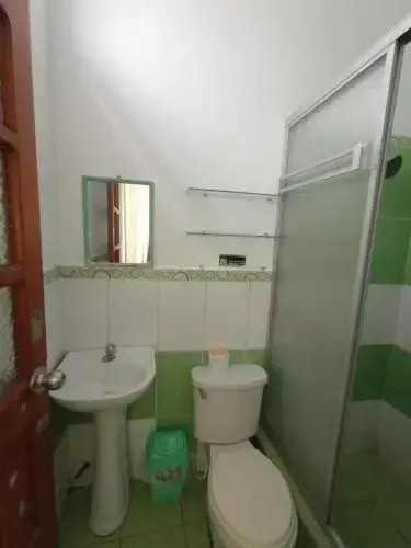 IGUANA HAUS IQUITOS