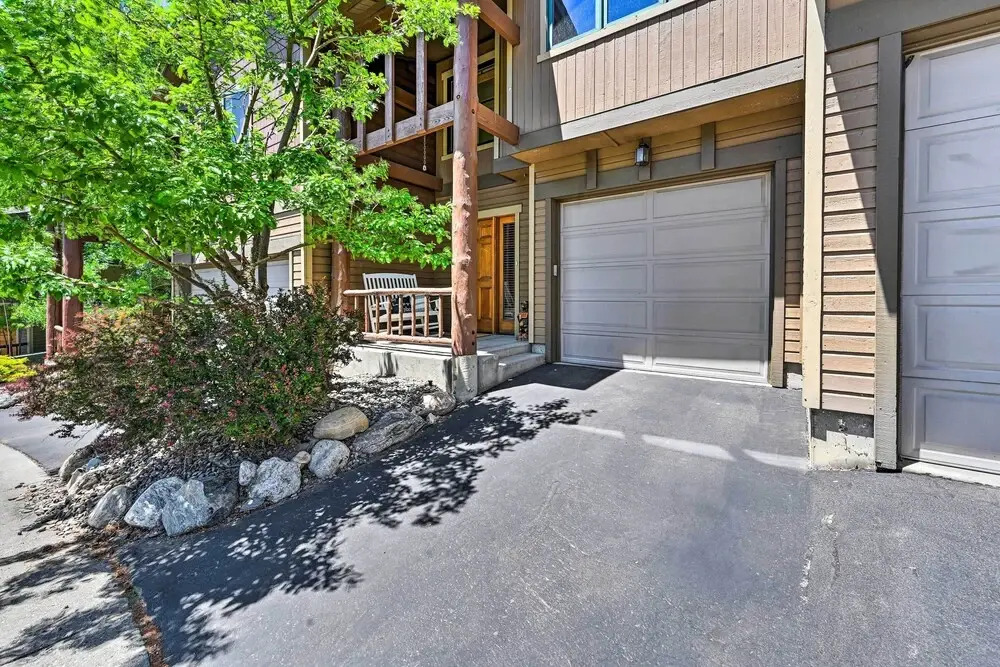 Gorgeous Steamboat Townhome: Shuttle to Ski Resort