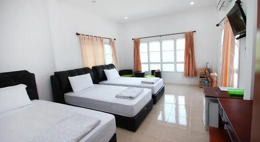 Baan Pordee Homestay