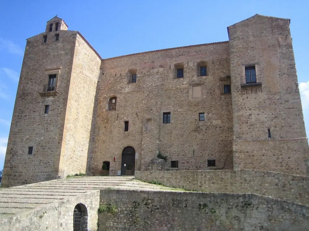 Apartment With one Bedroom in Castelbuono, With Furnished Balcony and