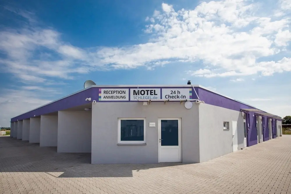 MOTEL Schlegel