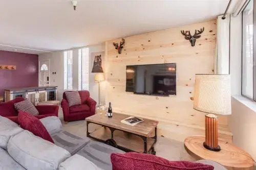 Bigwood Condos By Grand Mammoth