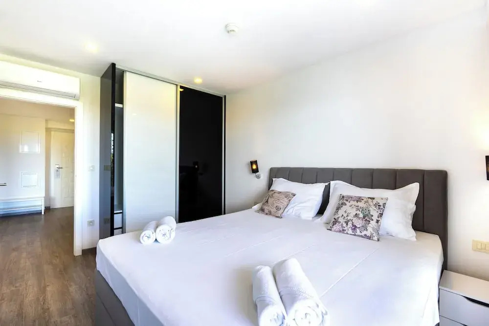 Luxury Penthouse Apt on beach Makarska
