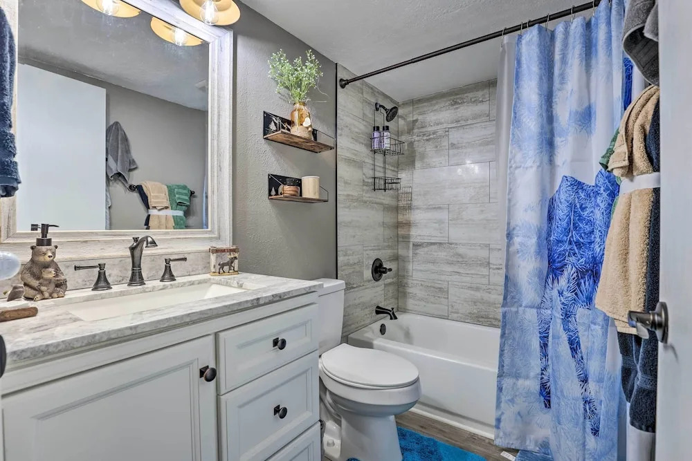 1/2 Mi to Chairlift! Breck Condo w/ Hot Tub Access