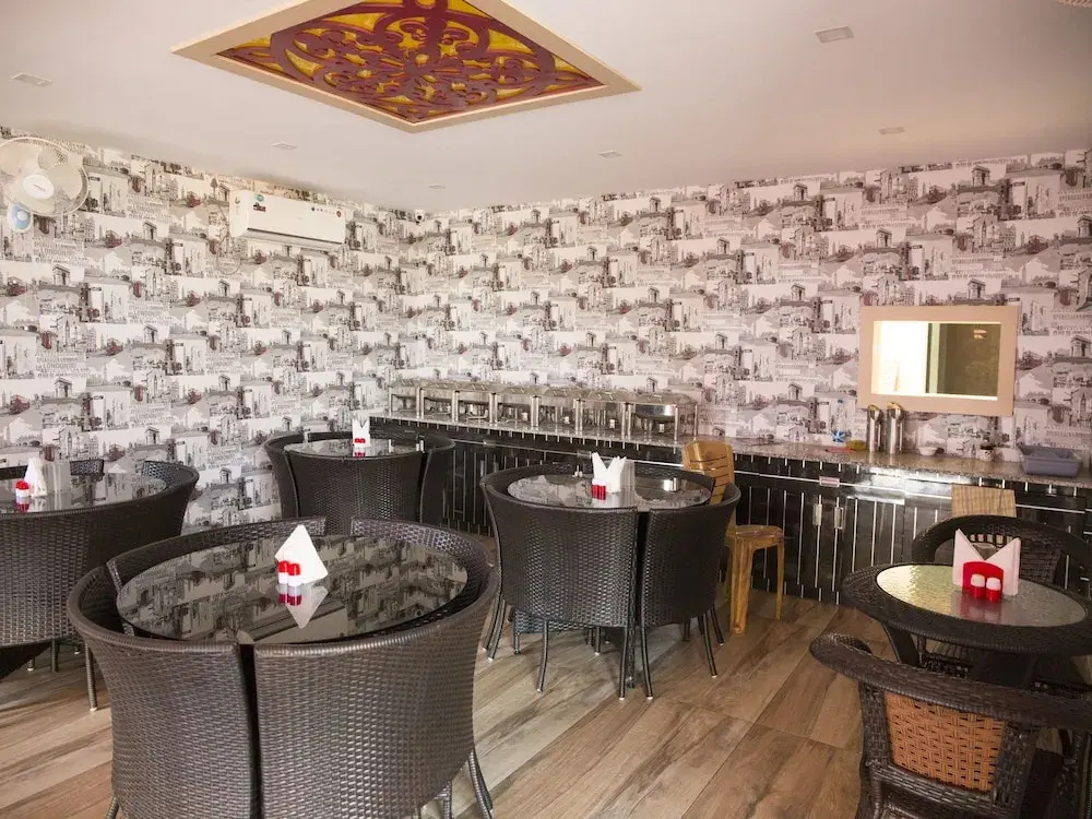 OYO 5005 Shree Anaya Boutique Hotel