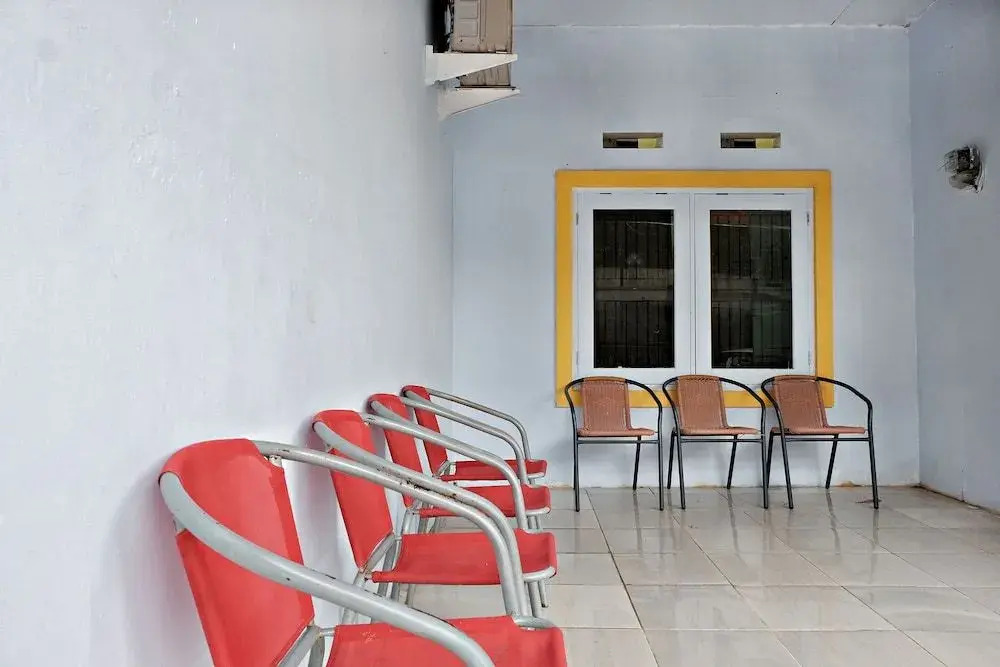 SPOT ON 2742 R5 Homestay