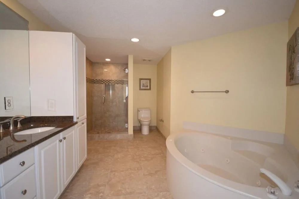 Hampton Place 6407