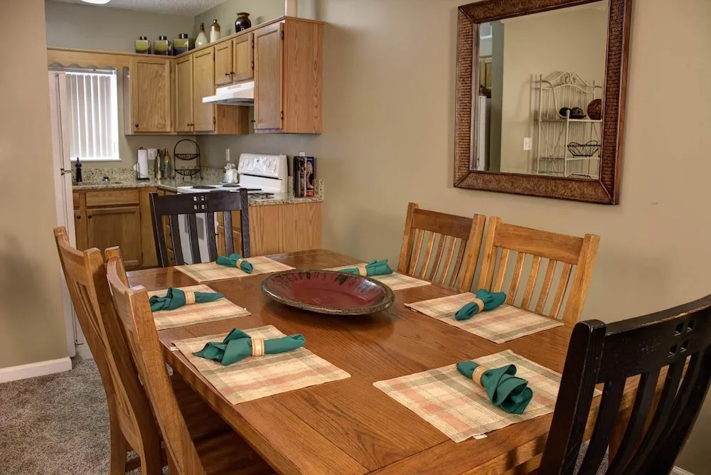 Whispering Pines 443