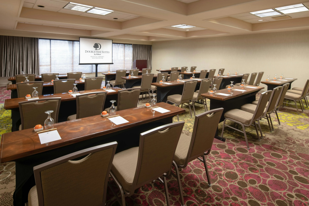 DoubleTree Suites by Hilton Seattle Airport/Southcenter