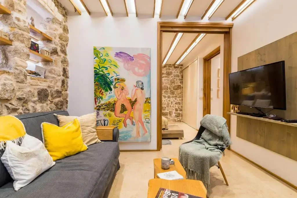Apartment Harmony