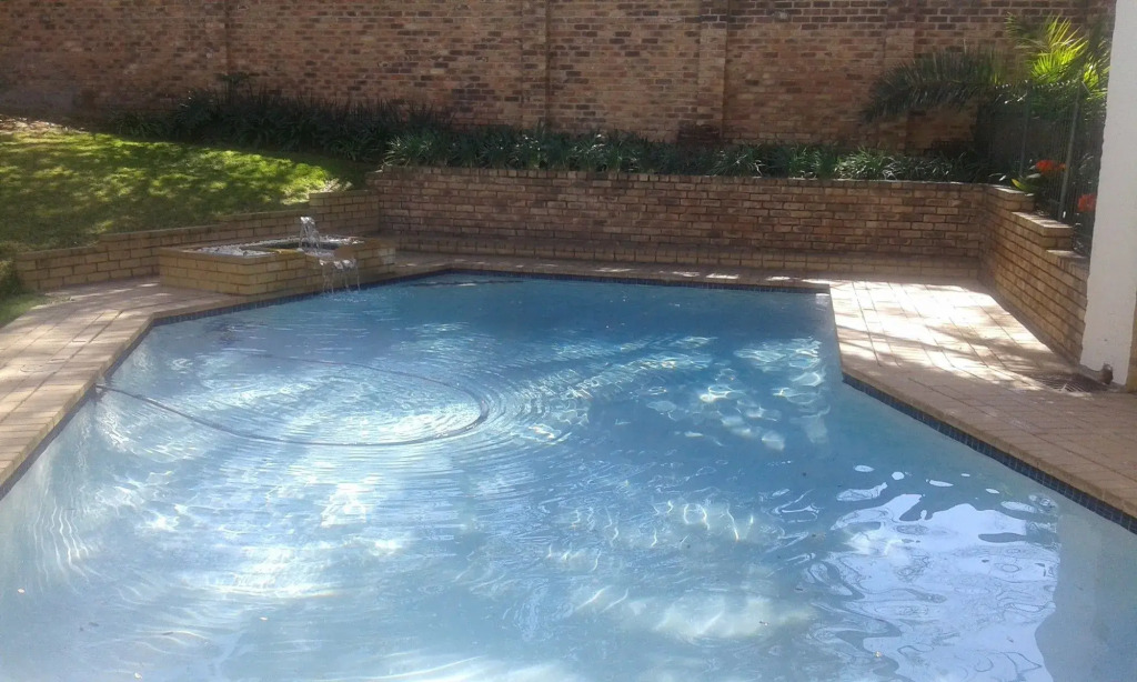 Royal Olympia Lodges & Safaris RSA