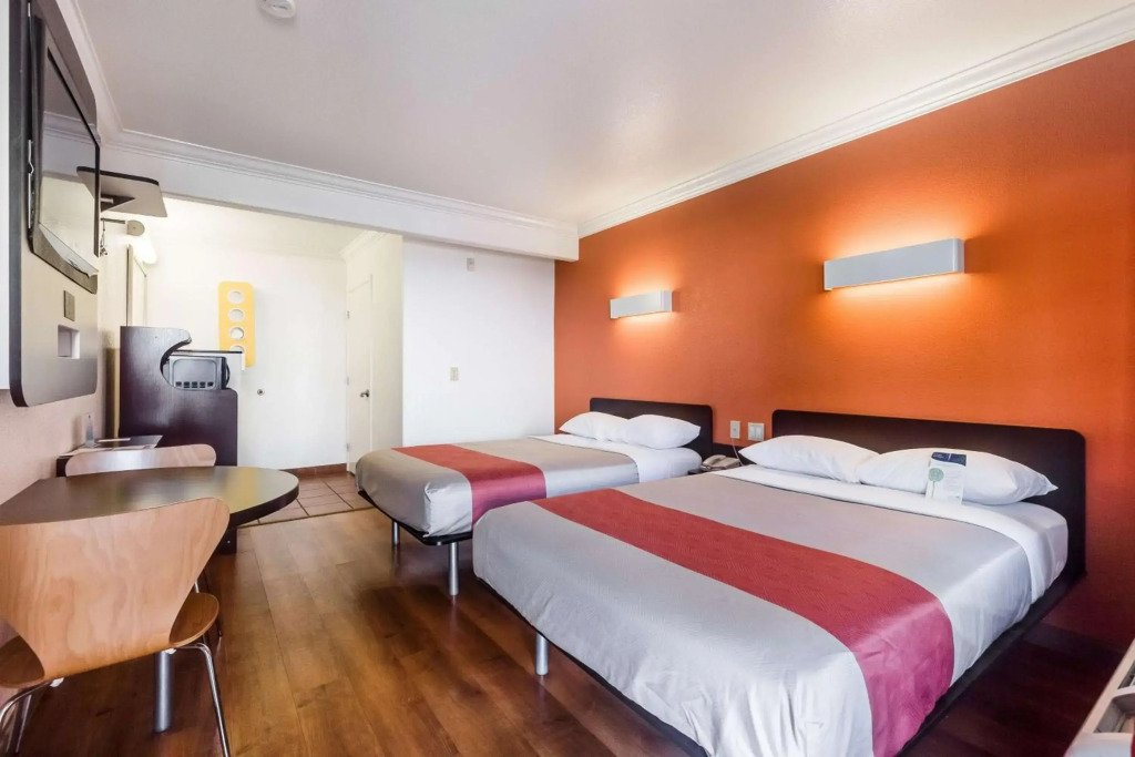 Motel 6-San Jose, CA - Convention Center