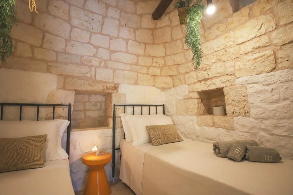 TD Trulli Locobello Stylish Cozy Trulli w Pool