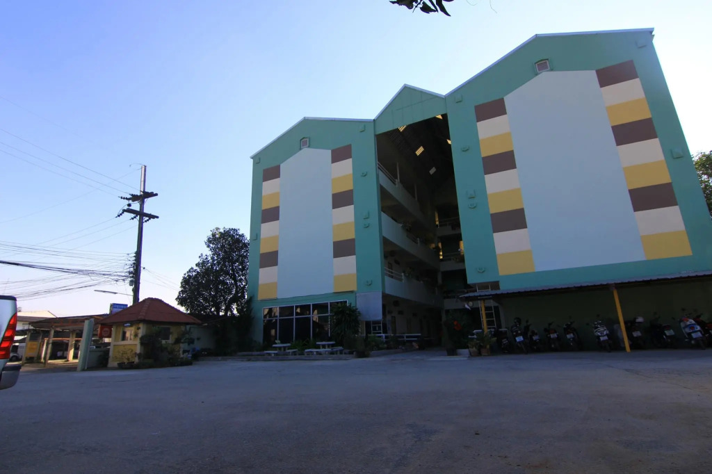 Lamphun Place