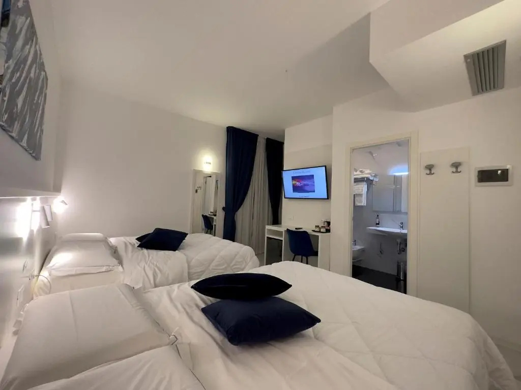 Hotel Smart Cruise
