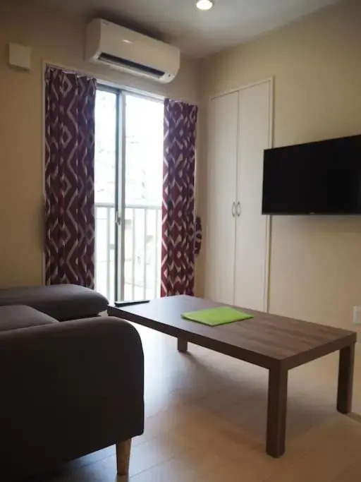 Harbour Inn & Suites 202