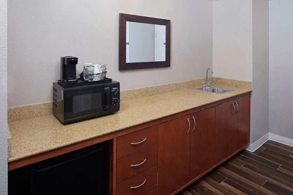Hampton Inn Louisville Downtown