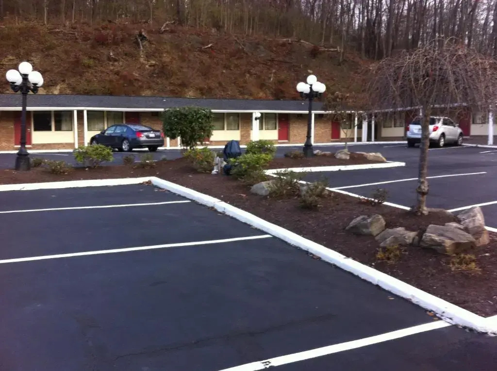 South Hills Motel