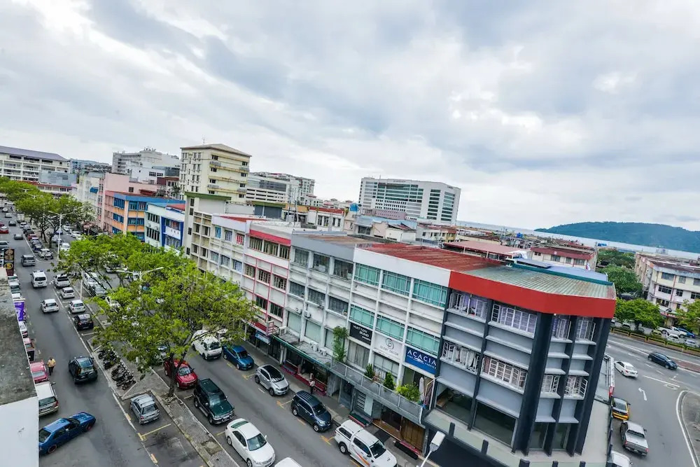 Alpha Hotel