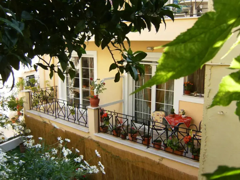 Mary Apartments Dassia