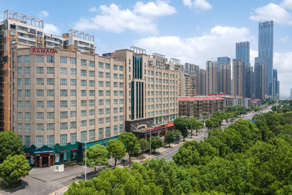 Ramada Hunan  Financial Center