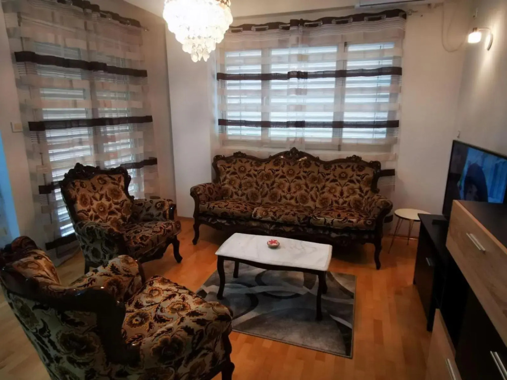 Splendid Two Bedroom Apartment Anastas Mitrev 25