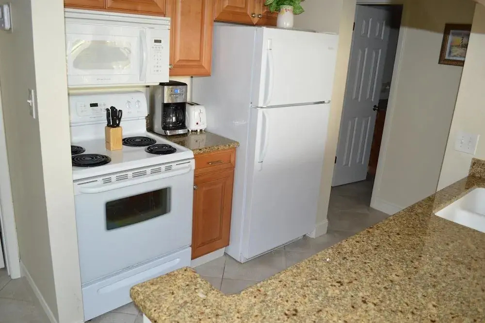 Cove II 513F 2 Bedroom Condo By Midnight Cove II