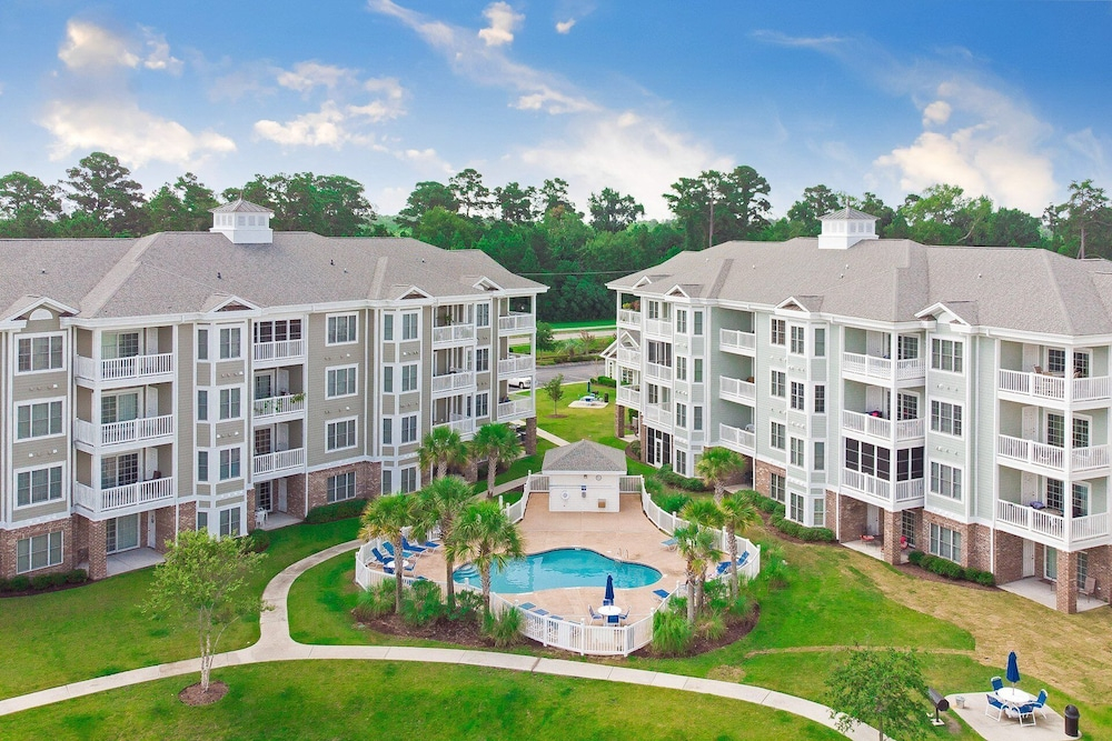 Magnolia Pointe Luster Leaf 4894-301