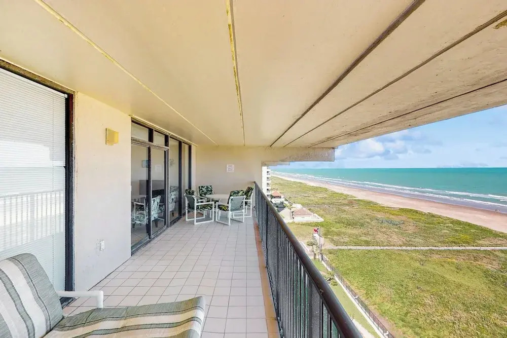 10th-floor 3BR w/ Balcony: Suntide III - Unit 1006